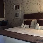 29 Venti Luxury 4*